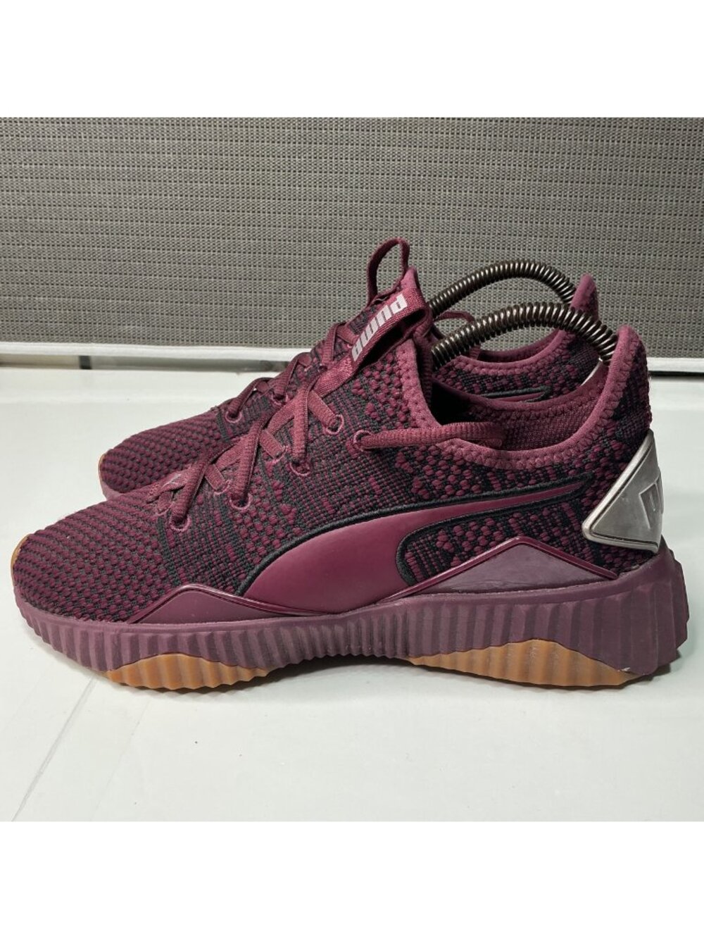 Puma Women's Defy Luxe Claret-Metallic Ash Burgundy Athletic Sneakers Size 7C